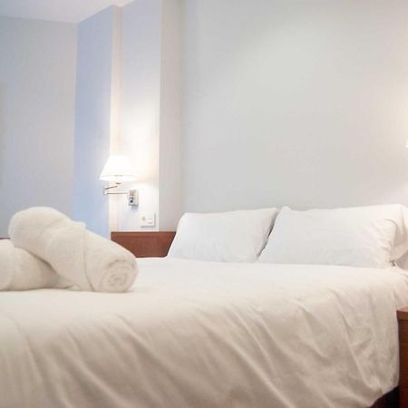 Apartamentos Dr28 A 250 M De La Playa فوينخيرولا المظهر الخارجي الصورة