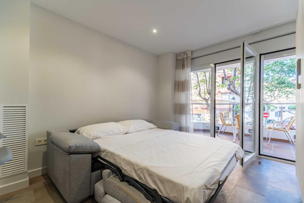 Apartamentos Dr28 A 250 M De La Playa فوينخيرولا المظهر الخارجي الصورة