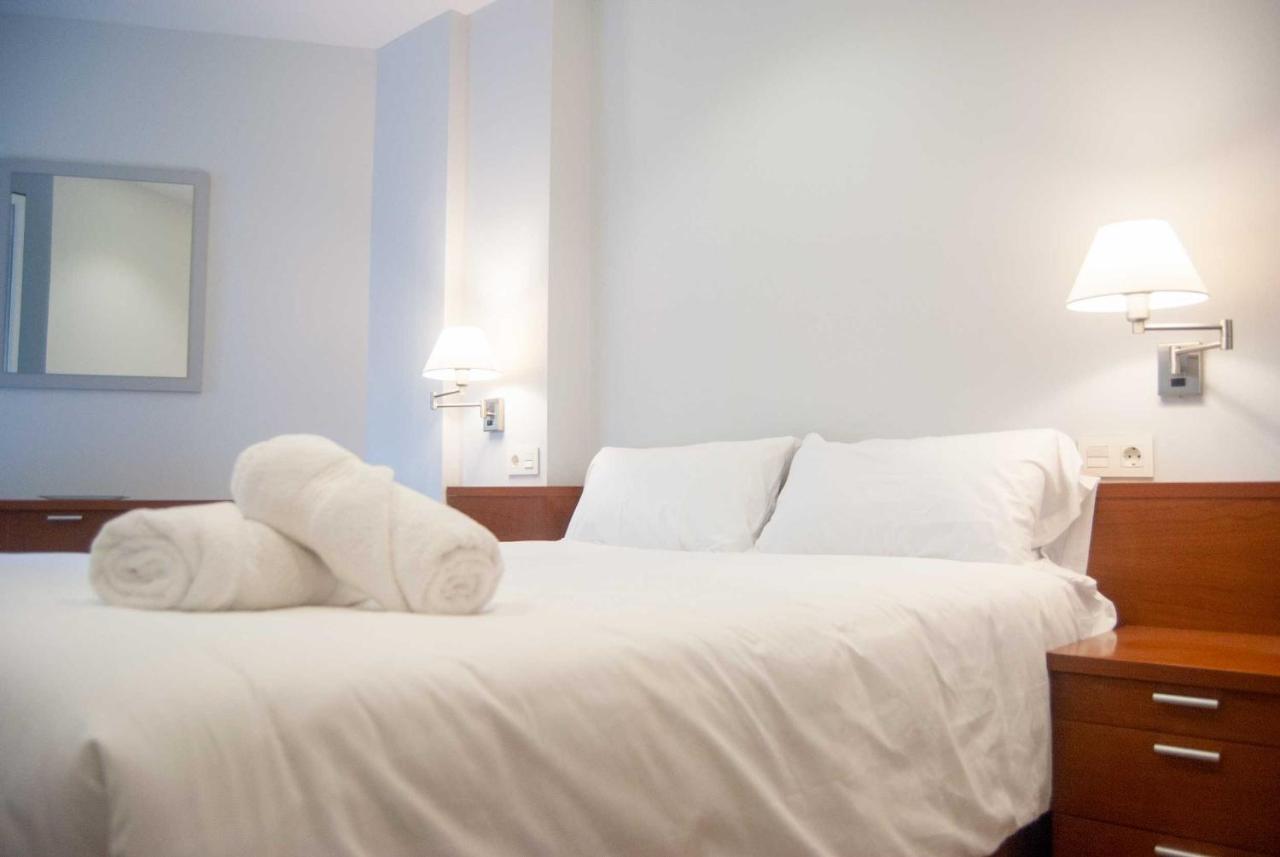 Apartamentos Dr28 A 250 M De La Playa فوينخيرولا المظهر الخارجي الصورة
